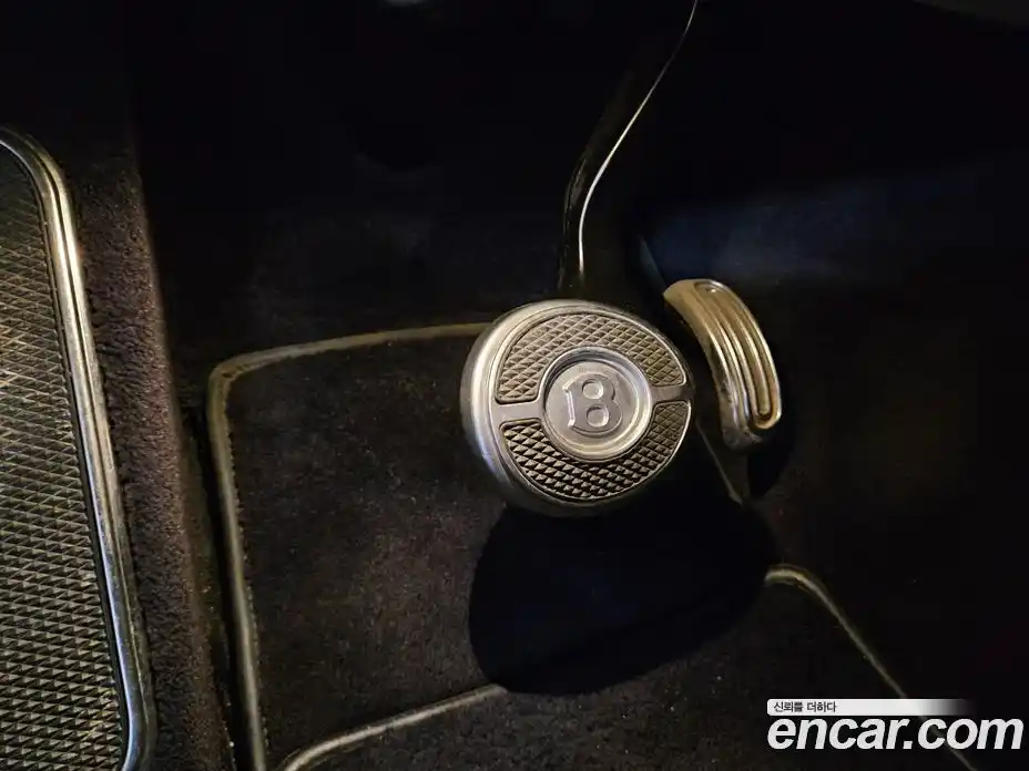 Bentley Mulsanne 2017 6.8 гидро в Москве № 387293, фото 17