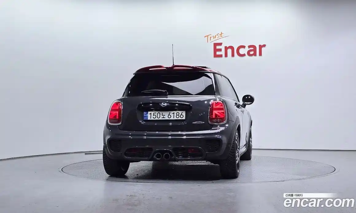 Mini Cooper 2020 2.0 гидро в Москве № 392707, фото 4