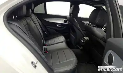 Mercedes-Benz E-Class 2019 2.0 гидро в Москве № 412951, миниатюра 12