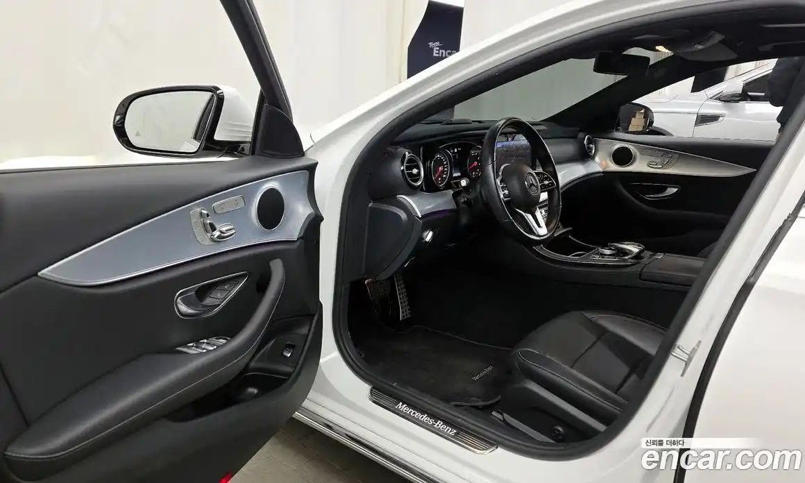 Mercedes-Benz E-Class 2019 2.0 гидро в Москве № 412951, фото 10