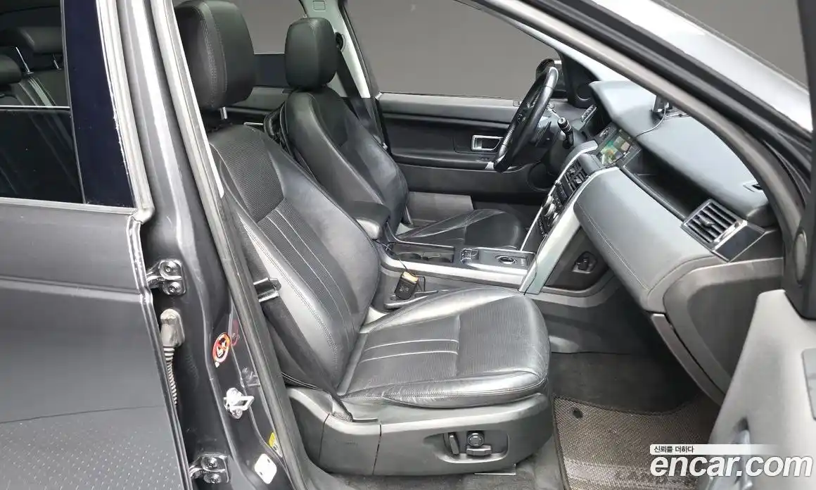 Land Rover Discovery Sport 2018 2.0 гидро в Москве № 471284, фото 11