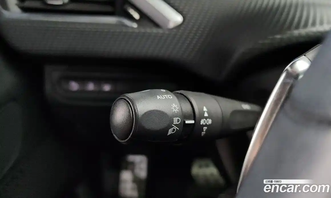 Peugeot 2008 2016 1.6 гидро в Москве № 500507, фото 14