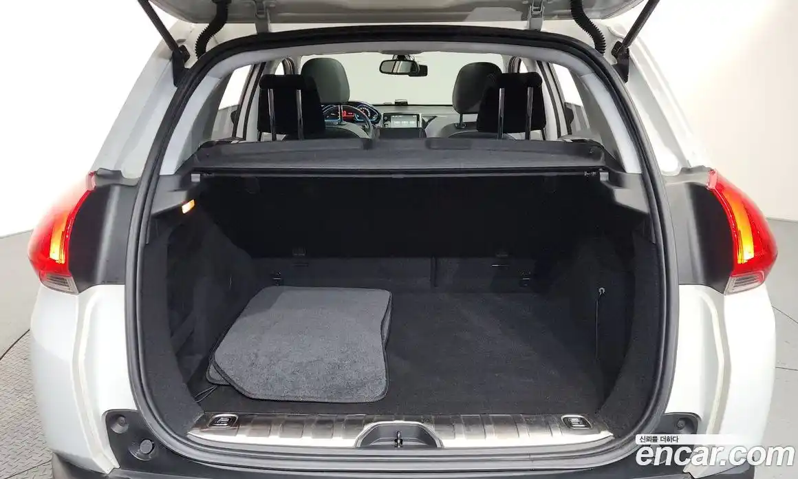 Peugeot 2008 2016 1.6 гидро в Москве № 500507, фото 20