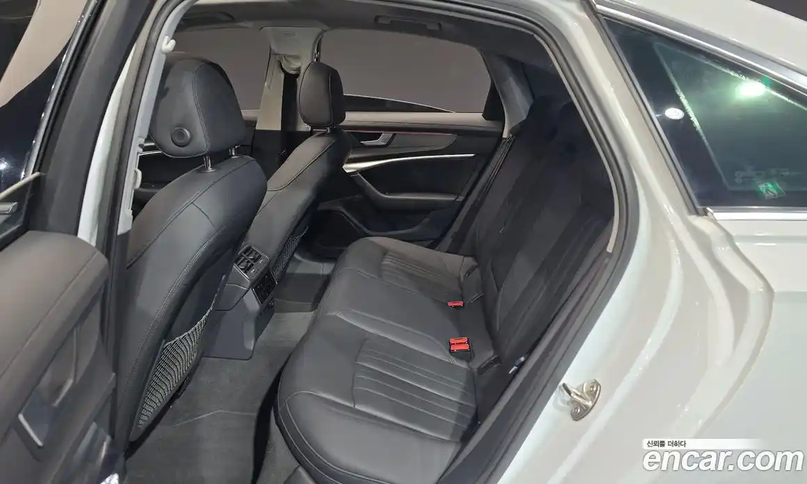 Audi A6 2022 2.0 гидро в Москве, фото 12