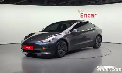 Tesla Model 3, 2019