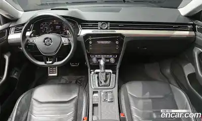 Volkswagen Arteon 2019 2.0 гидро в Москве № 595589, миниатюра 7