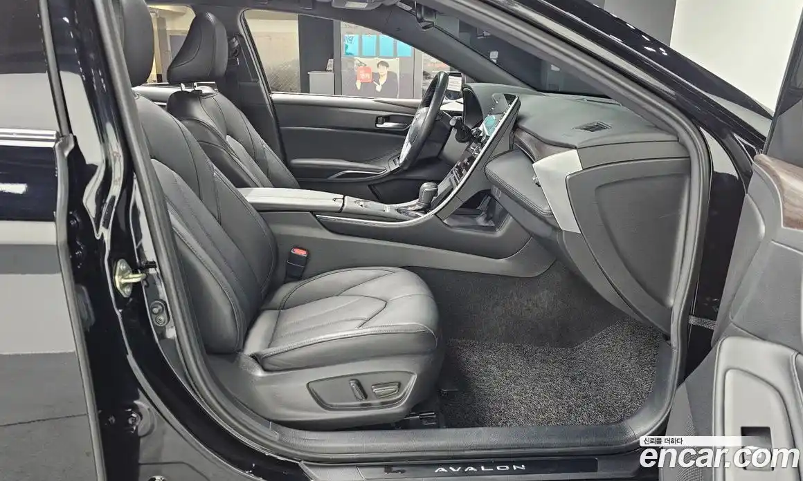 Toyota Avalon 2020 2.5 гидро в Москве № 609784, фото 11