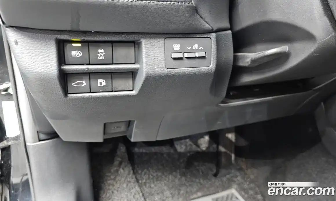 Toyota Avalon 2020 2.5 гидро в Москве № 609784, фото 18