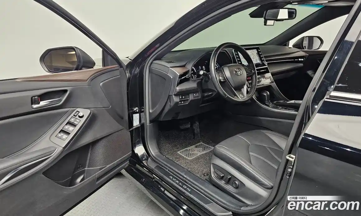 Toyota Avalon 2020 2.5 гидро в Москве № 609784, фото 10