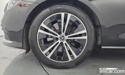 Mercedes-Benz E-Class 2021 2.0 гидро, миниатюра 5