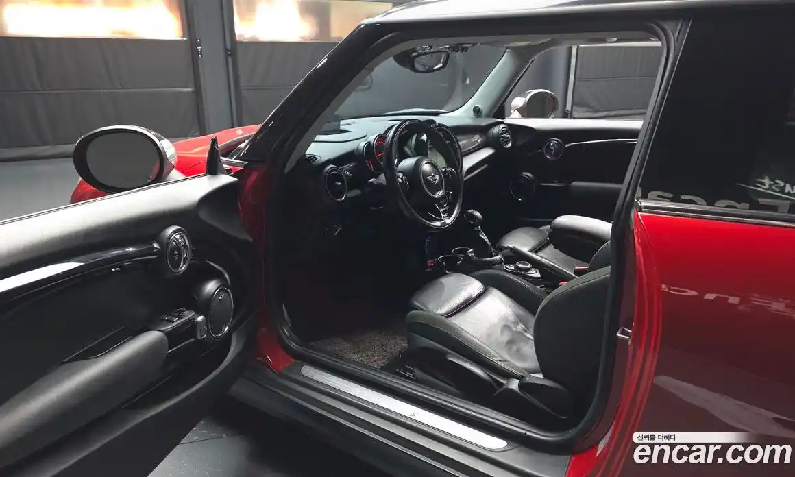 Mini Cooper 2014 2.0 гидро в Москве № 628209, фото 10