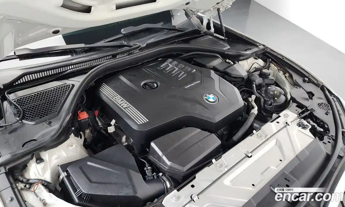 BMW 3-Series 2019 2.0 гидро в Москве, фото 6