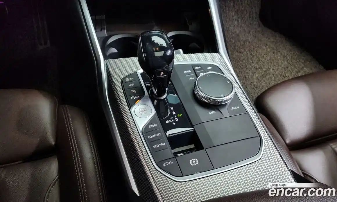 BMW 3-Series 2019 2.0 гидро в Москве, фото 9