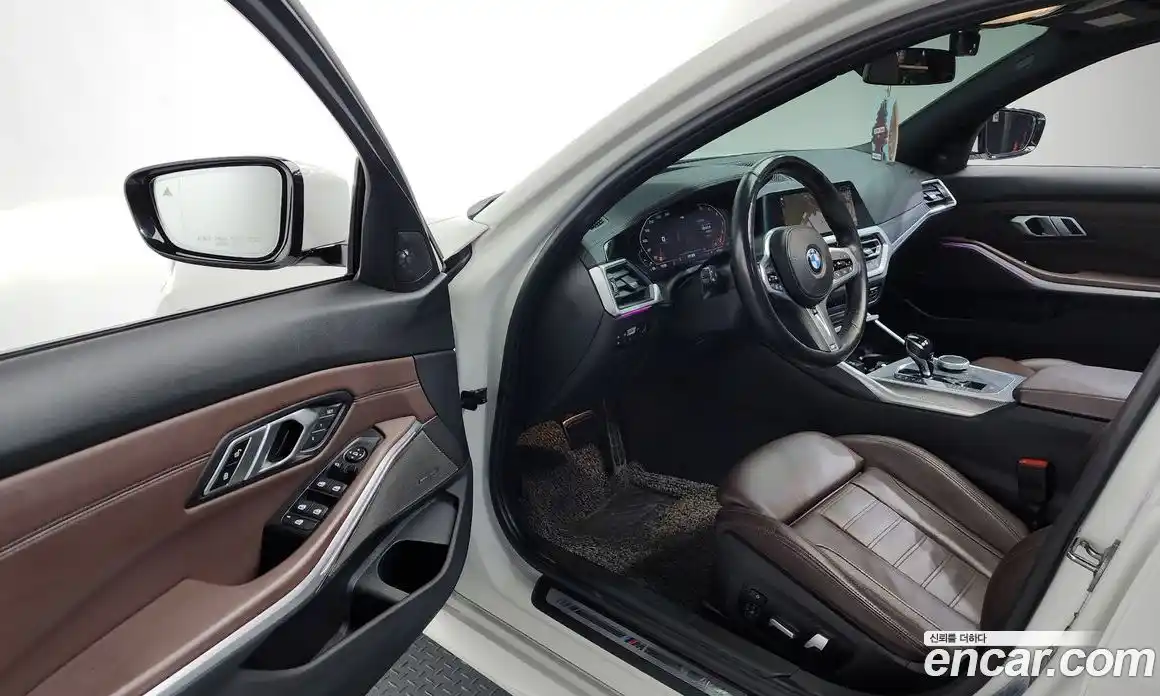BMW 3-Series 2019 2.0 гидро в Москве, фото 10