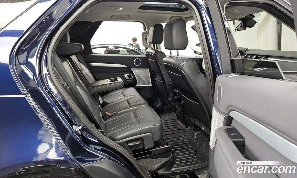 Land Rover Discovery 2020 3.0 гидро в Москве № 766048, фото 12
