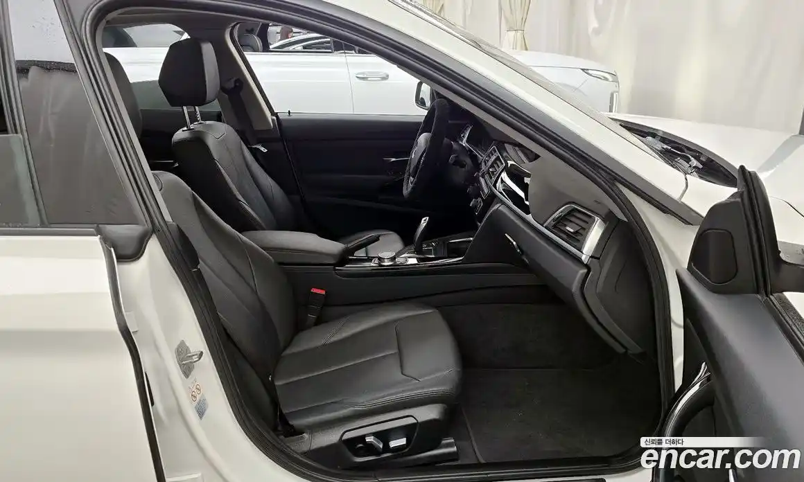 BMW 3-Series 2018 2.0 гидро в Москве № 800373, фото 11