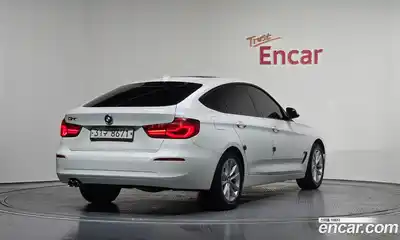 BMW 3-Series 2018 2.0 гидро в Москве № 800373, миниатюра 2
