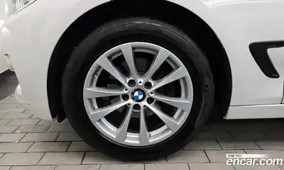 BMW 3-Series 2018 2.0 гидро в Москве № 800373, миниатюра 5