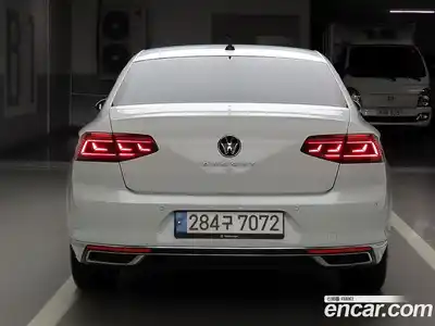Volkswagen Passat 2022 2.0 гидро в Москве № 803027, миниатюра 3