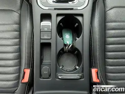 Volkswagen Passat 2022 2.0 гидро в Москве № 803027, миниатюра 9