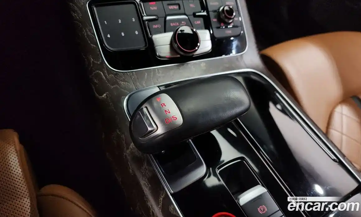 Audi A8 2016 4.0 Автомат в Москве № 859870, фото 9