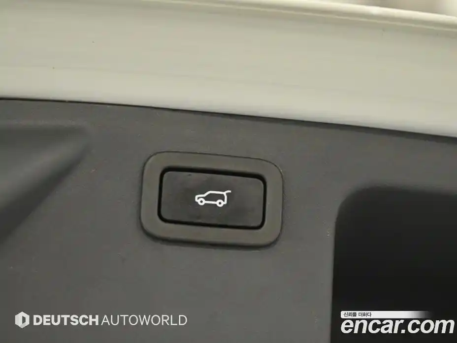 Land Rover Discovery Sport 2016 2.0 гидро в Москве № 861361, фото 19