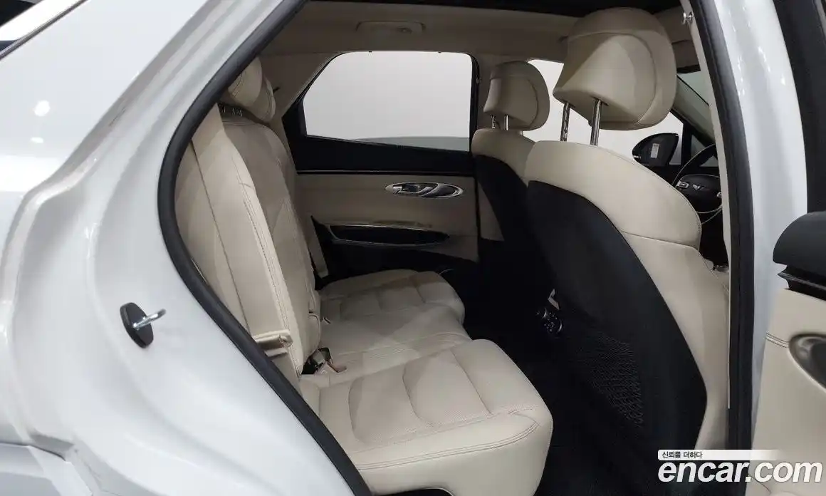 Genesis GV70 2023 2.5 Автомат в Москве № 888526, фото 12