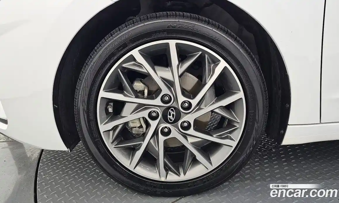 Hyundai Avante 2019 1.6 гидро в Москве № 926390, фото 5