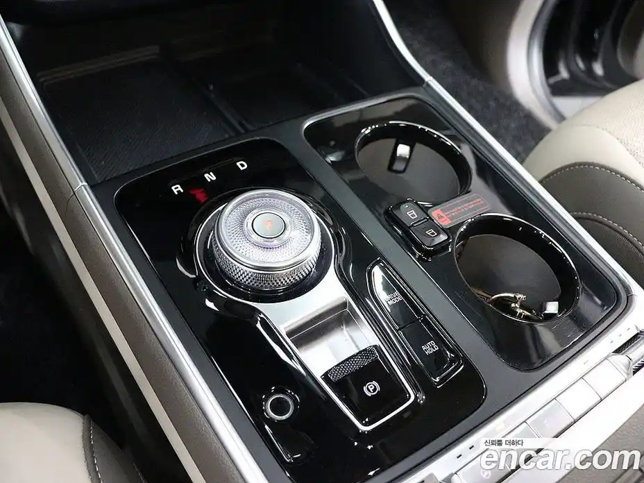 Kia Canival 2024 1.6 гидро в Москве, фото 9