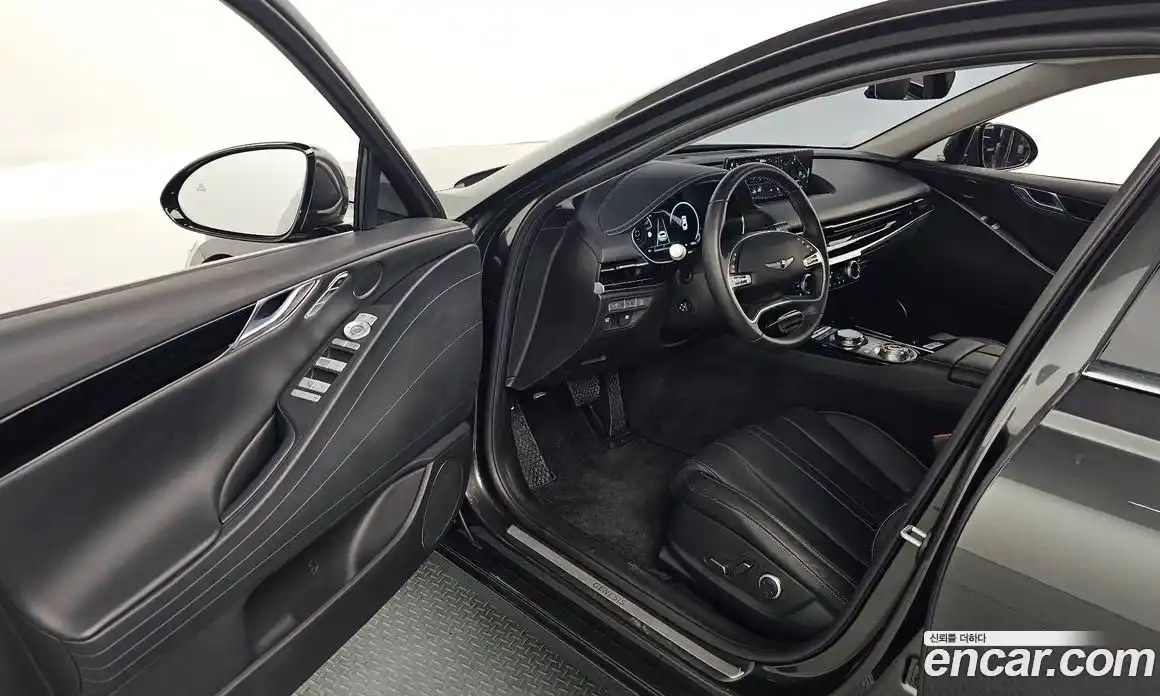 Genesis G80 2023 2.5 Автомат в Москве № 930981, фото 11