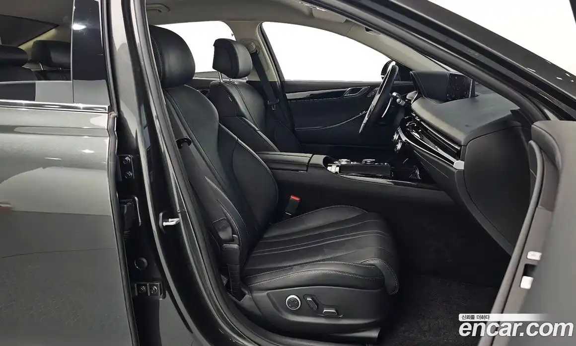 Genesis G80 2023 2.5 Автомат в Москве № 930981, фото 10