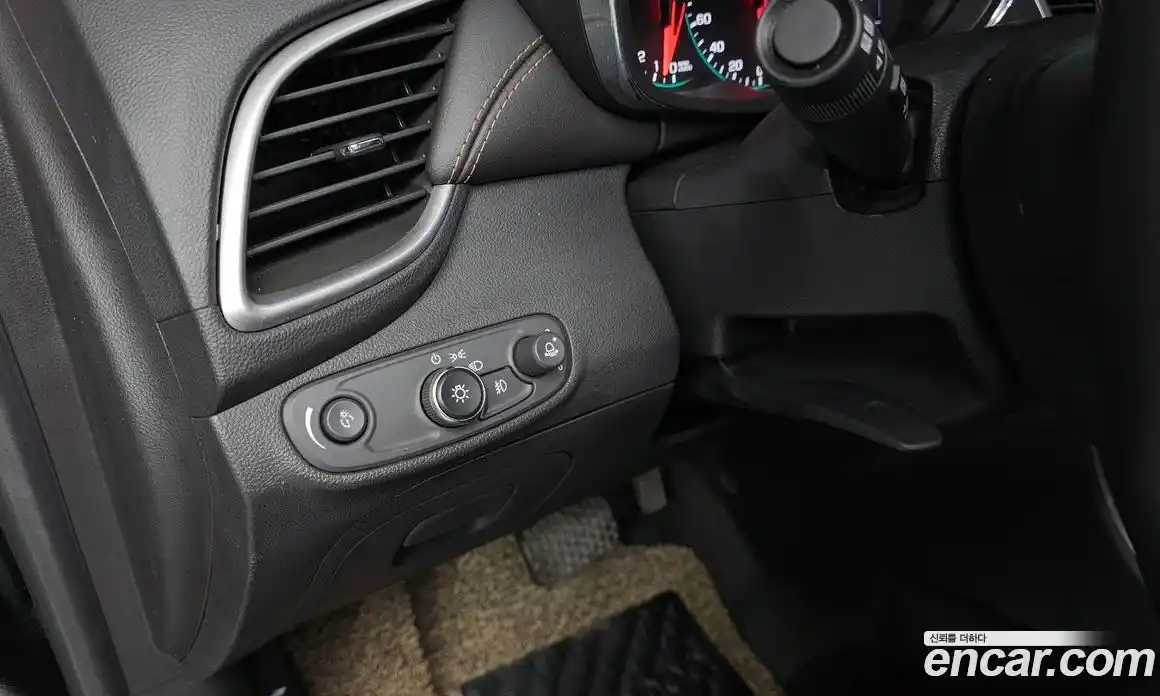 Chevrolet Trax 2019 1.4 Автомат в Москве № 935336, фото 16