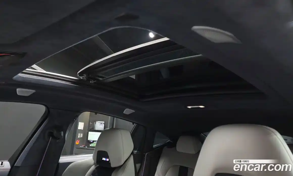 BMW X6M 2021 4.4 Автомат в Москве № 968584, фото 17