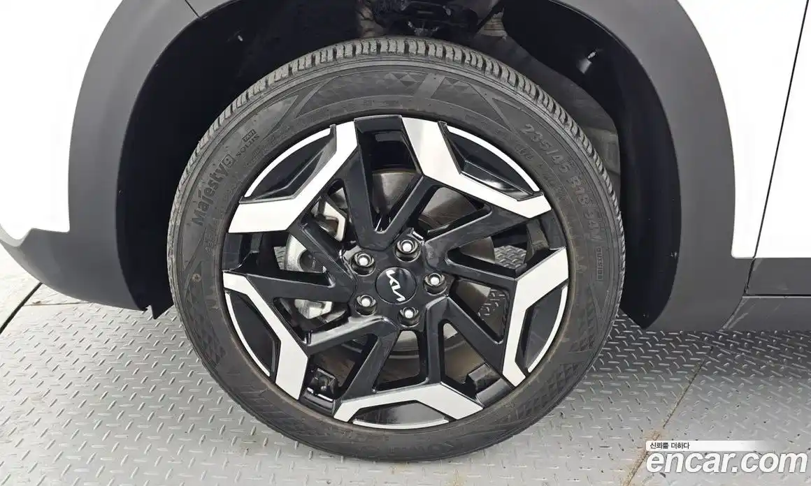 Kia Seltos 2024 1.6 Автомат в Москве № 972468, фото 5