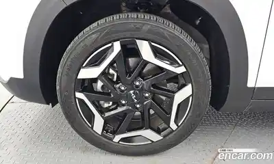 Kia Seltos 2024 1.6 Автомат в Москве № 972468, миниатюра 5