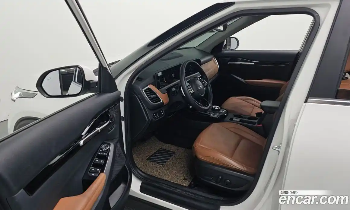 Kia Seltos 2024 1.6 Автомат в Москве № 972468, фото 10