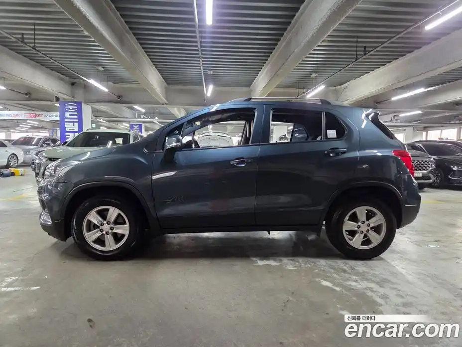 Chevrolet Trax 2021 1.4 Автомат в Москве № 975151, фото 20