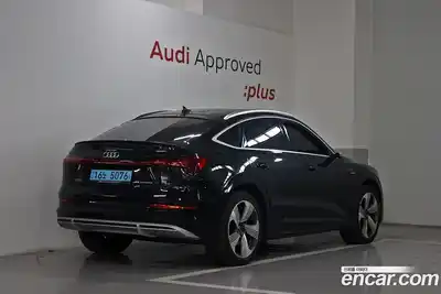 Audi e-tron 2022 гидро в Москве № 1002362, миниатюра 2