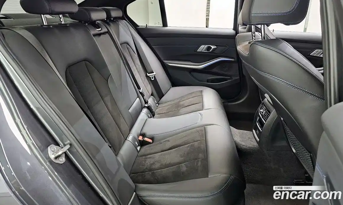 BMW 3-Series 2022 2.0 Автомат в Москве № 1004768, фото 12