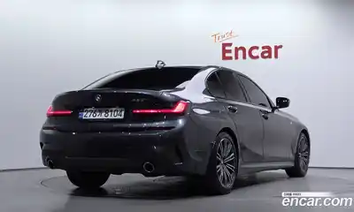 BMW 3-Series 2022 2.0 Автомат в Москве № 1004768, миниатюра 2