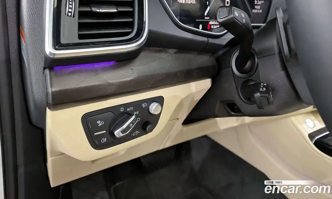 Audi Q5 2023 2.0 Автомат в Москве № 1006992, фото 14