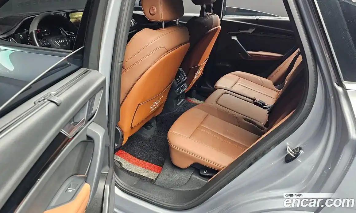 Audi Q5 2022 2.0 Автомат в Москве № 1007015, фото 13