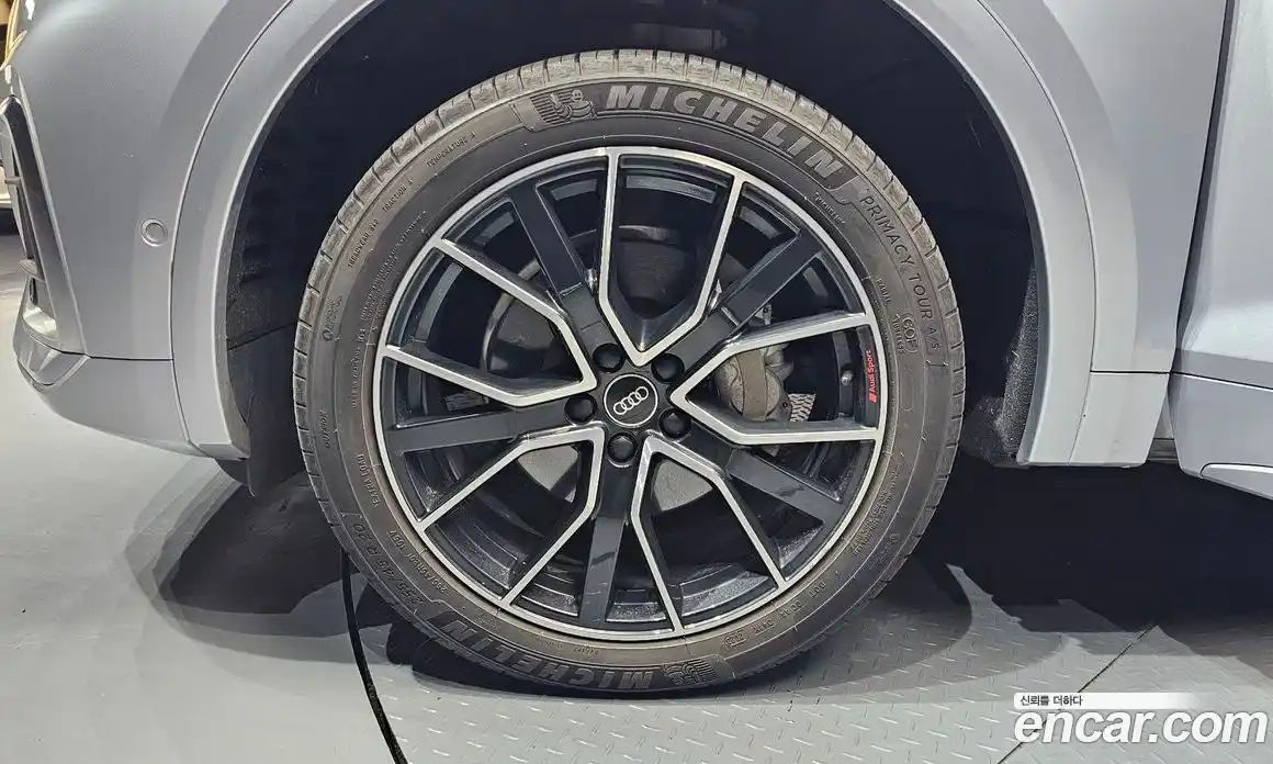 Audi Q5 2022 2.0 Автомат в Москве № 1007015, фото 5