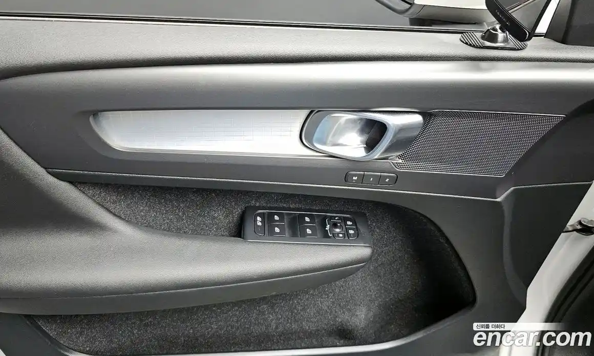 Volvo XC40 2019 2.0 гидро в Москве № 1009926, фото 17