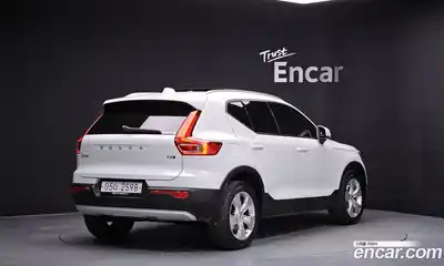 Volvo XC40 2019 2.0 гидро в Москве № 1009926, миниатюра 2