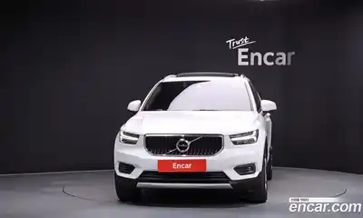 Volvo XC40 2019 2.0 гидро в Москве № 1009926, миниатюра 3