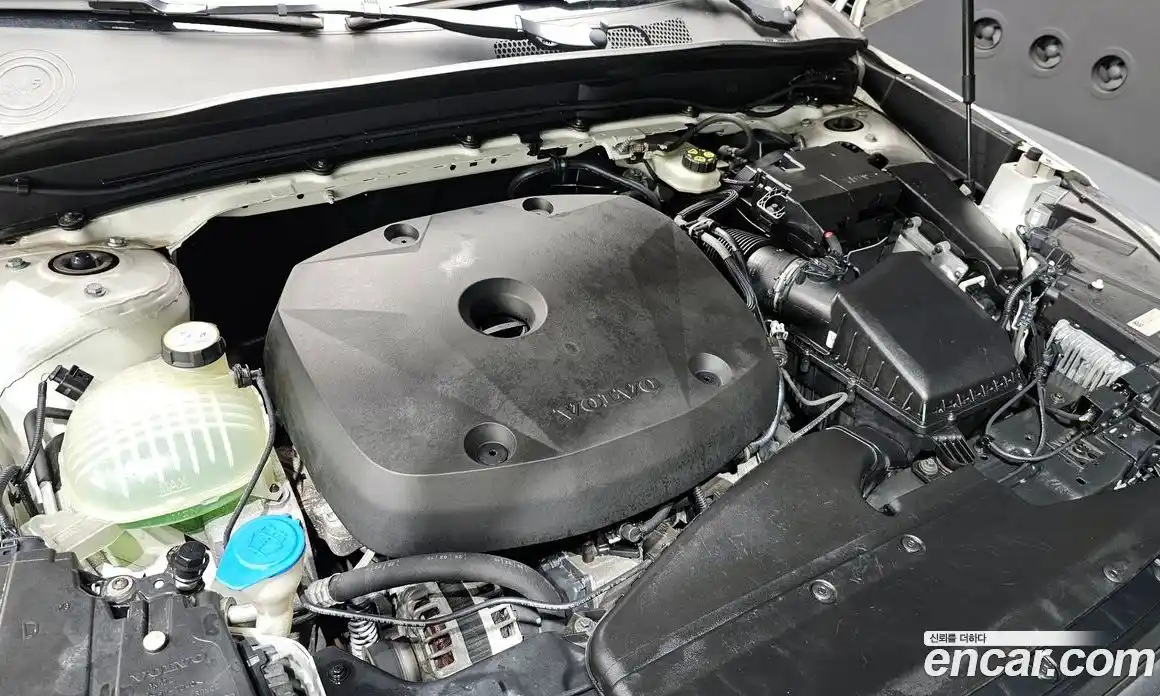 Volvo XC40 2019 2.0 гидро в Москве № 1009926, фото 6
