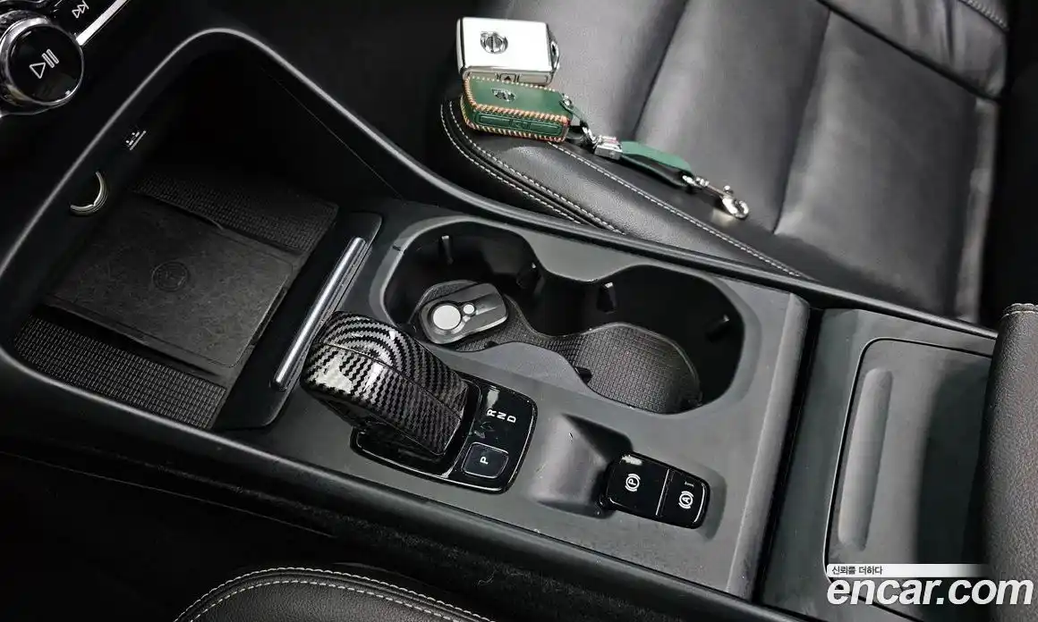 Volvo XC40 2019 2.0 гидро в Москве № 1009926, фото 9