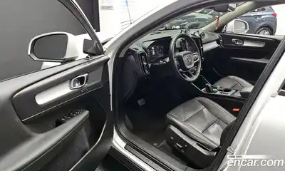 Volvo XC40 2019 2.0 гидро в Москве № 1009926, миниатюра 10