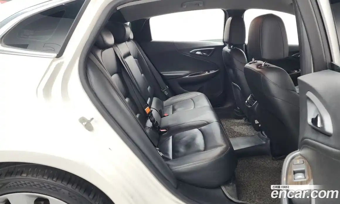 Chevrolet Malibu 2017 2.0 Автомат в Москве № 1011986, фото 12